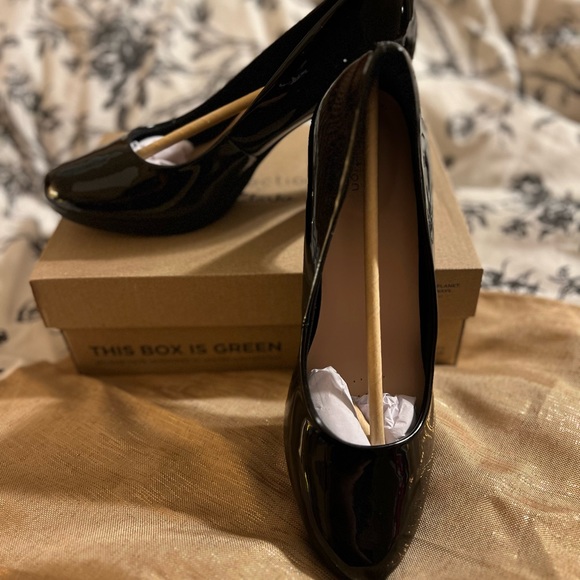 🌸💕NIB Clark’s collection Patton, leather size 10 - Picture 7 of 7